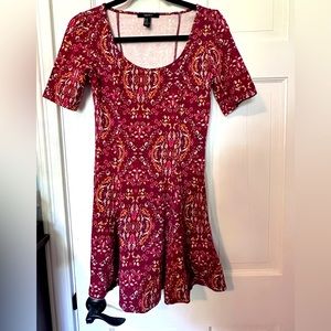 Forever 21 size Medium mini dress. Dark red, orange and white paisley